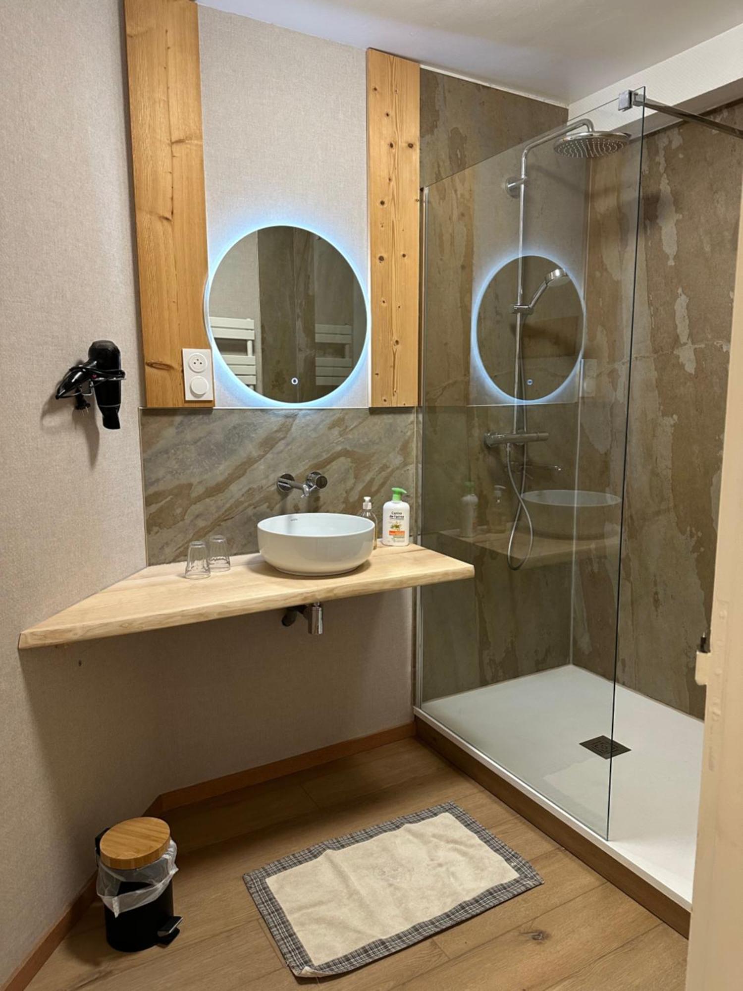Maison La Deviniere - Sauna Et Spa Compris Accessibles Toute L'Annee 종루프 롱지메르 외부 사진