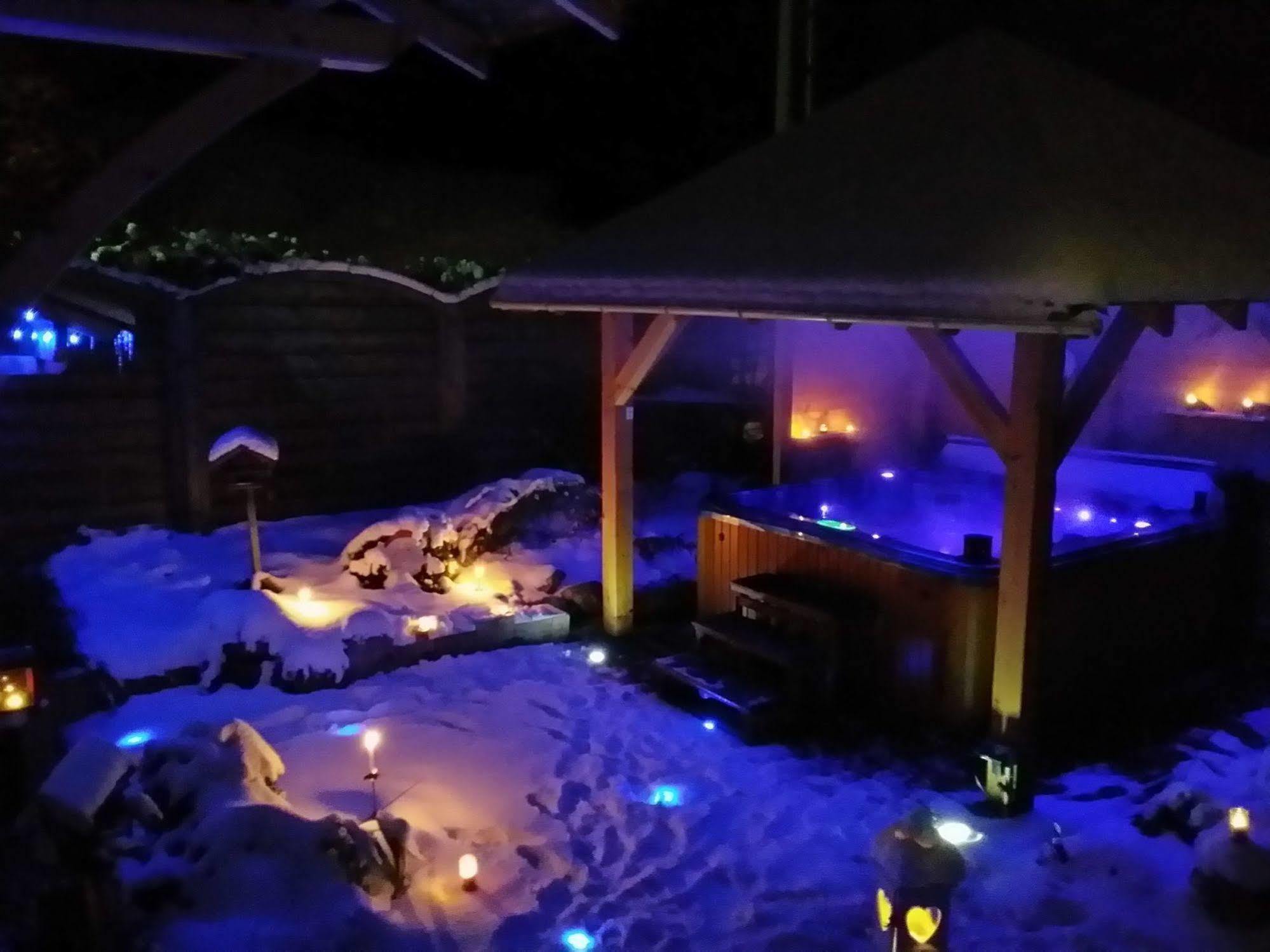 Maison La Deviniere - Sauna Et Spa Compris Accessibles Toute L'Annee 종루프 롱지메르 외부 사진